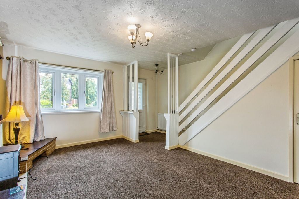 Property photo 2 of 17 Pbox-Img.Jpg