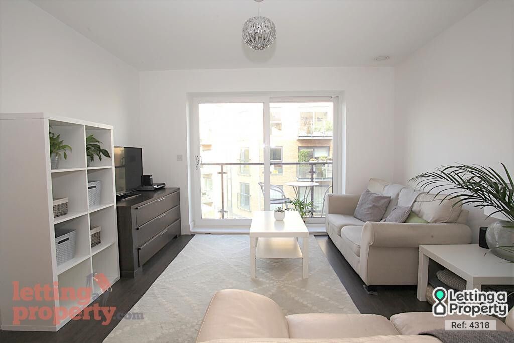 Property photo 3 of 43