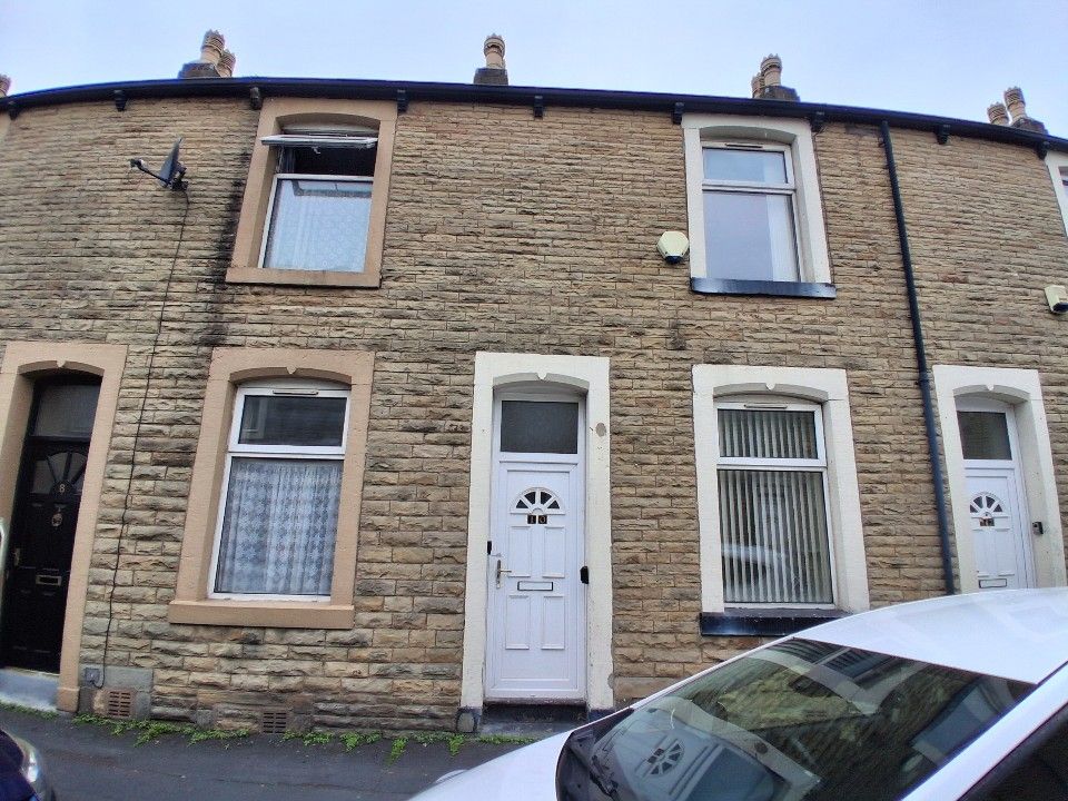 Property photo 1 of 25