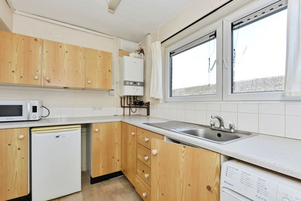 Property photo 3 of 16 Pbox-Img.Jpg