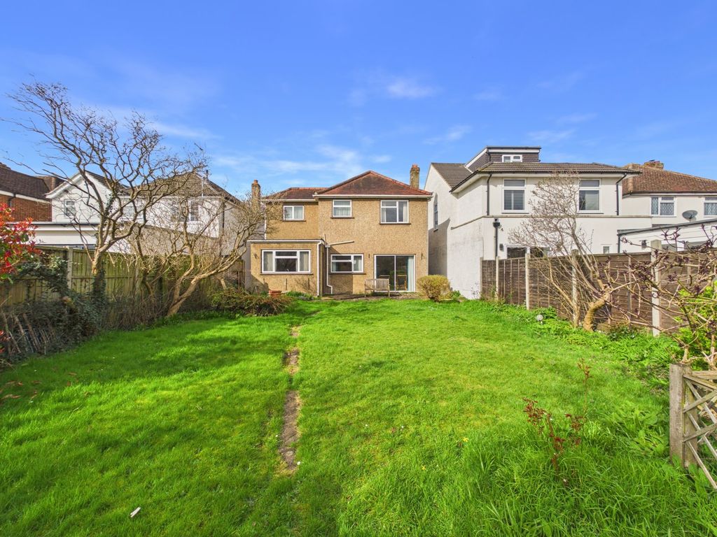 Property photo 3 of 20 Picture No. 44