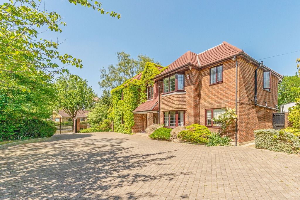 Additional image 23 of 7 bed detached house for saleRanmore Avenue, Shirley, Croydon CR0