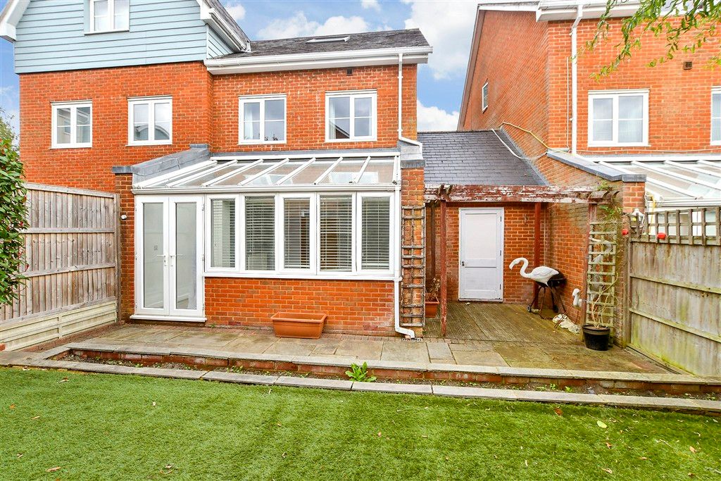 Property photo 1 of 14 Rear Garden