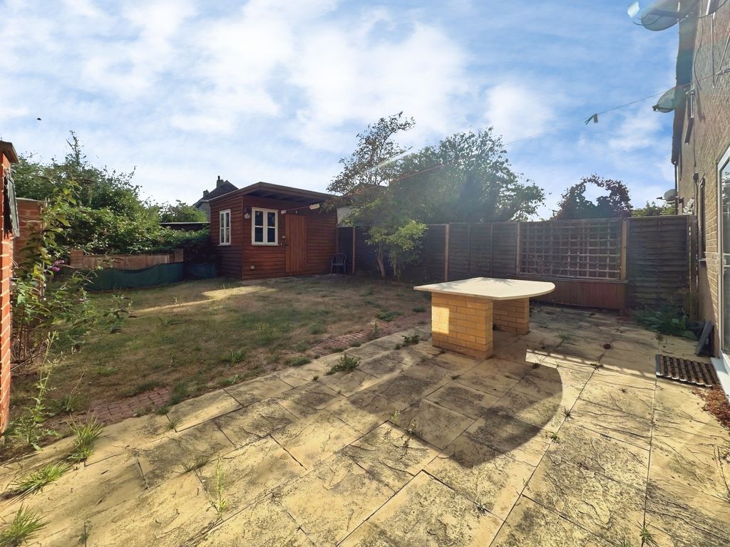 Property photo 3 of 9