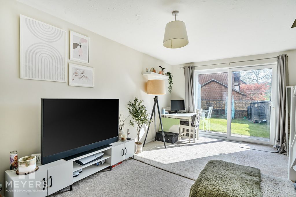 Property photo 3 of 22