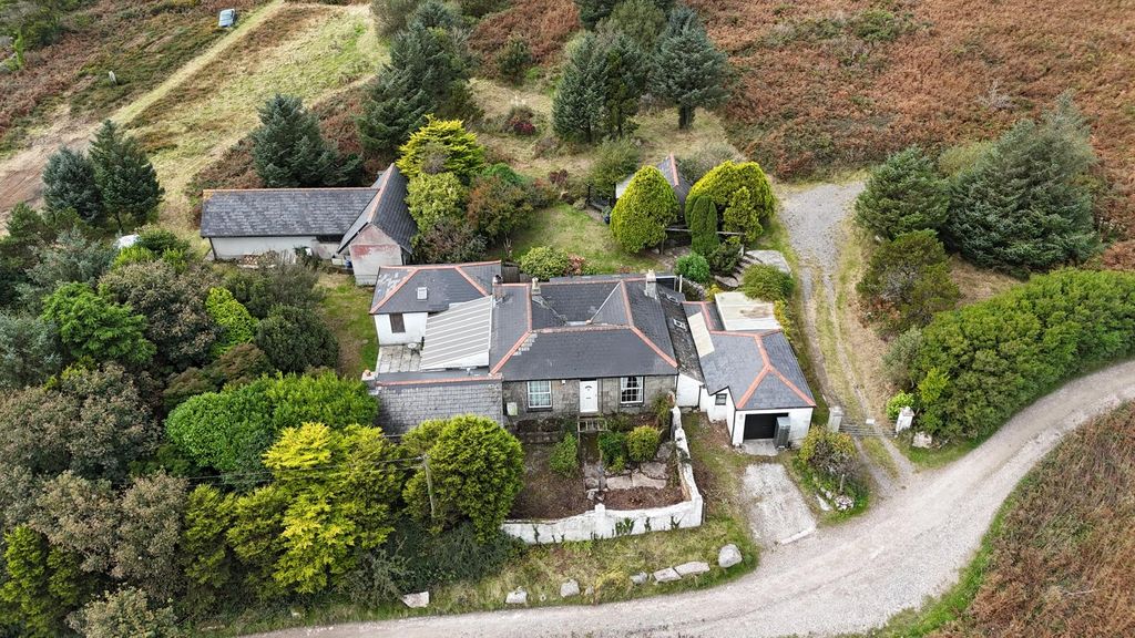 Property photo 1 of 27