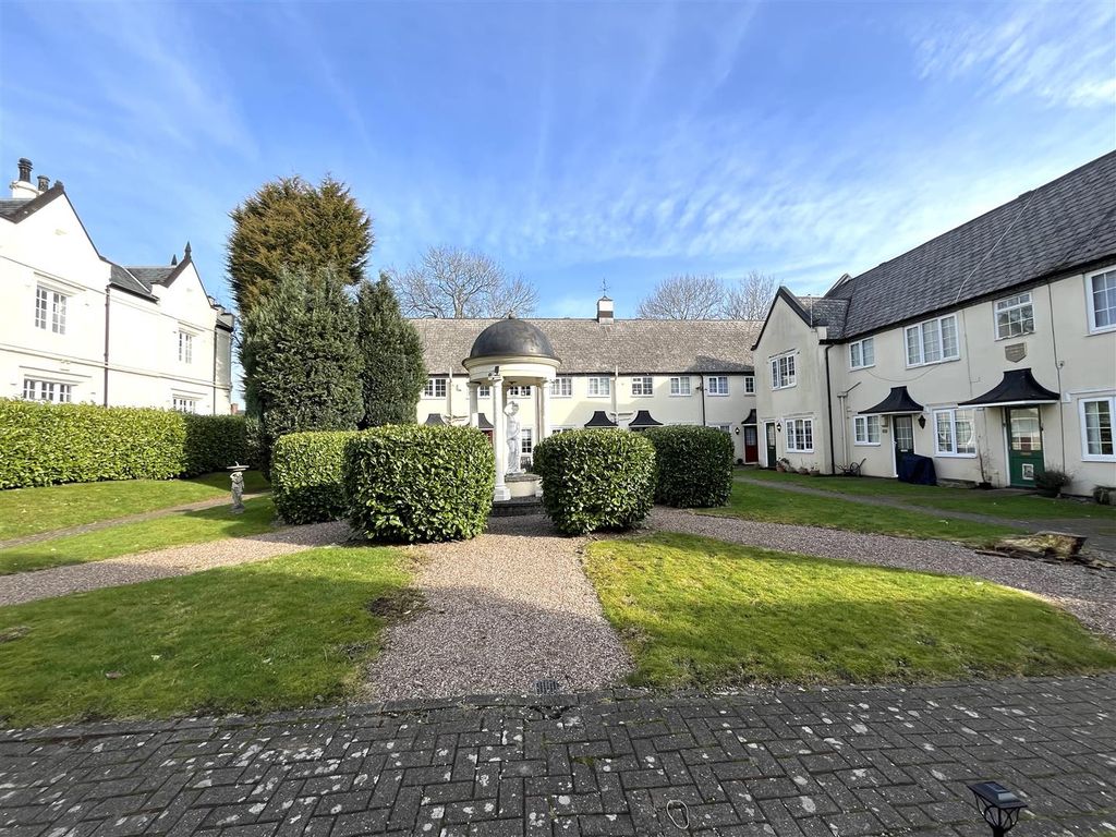 Property photo 1 of 18 Uxbridge 3.Jpeg