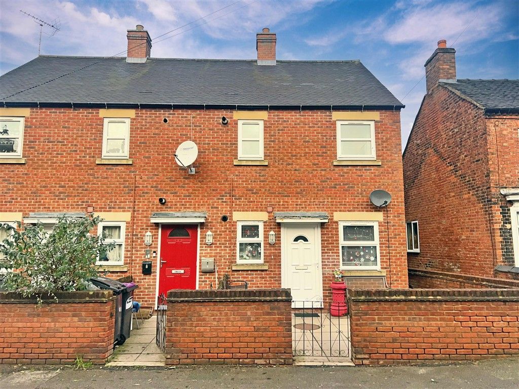 Property photo 1 of 12