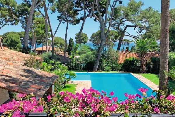 Property photo 2 of 2