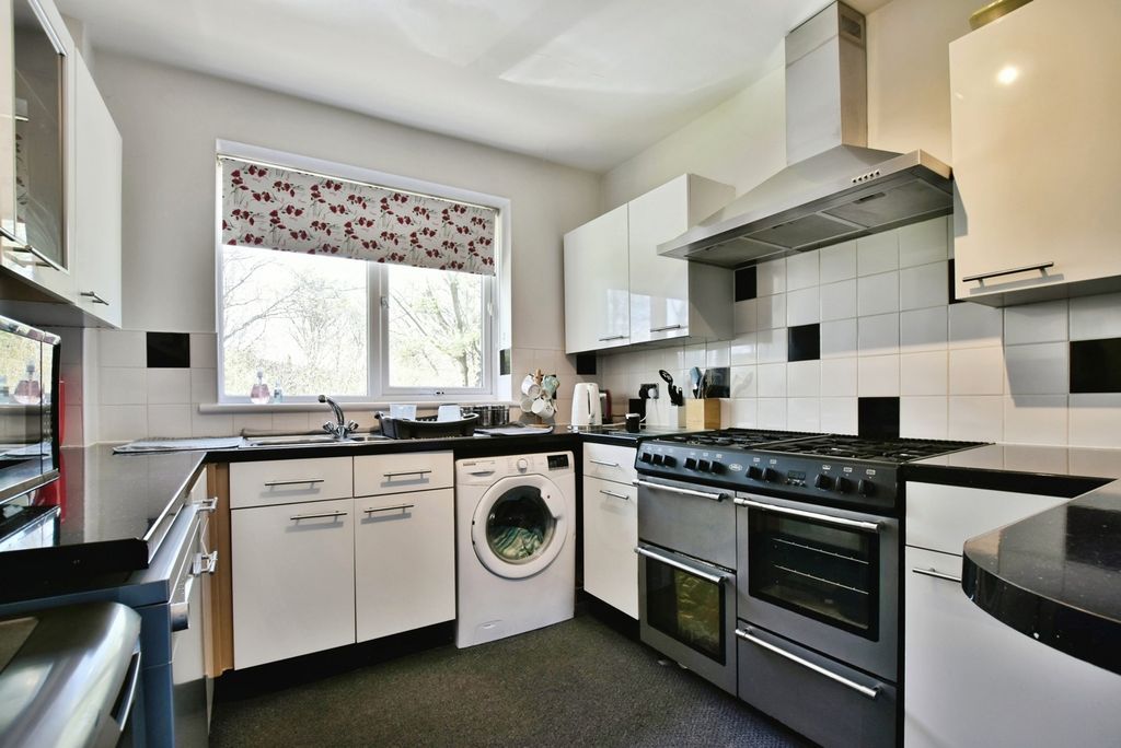 Property photo 2 of 20 Pbox-Img.Jpg