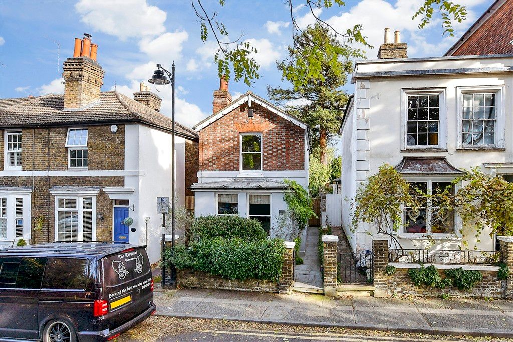 Property photo 3 of 11 Front (Web)