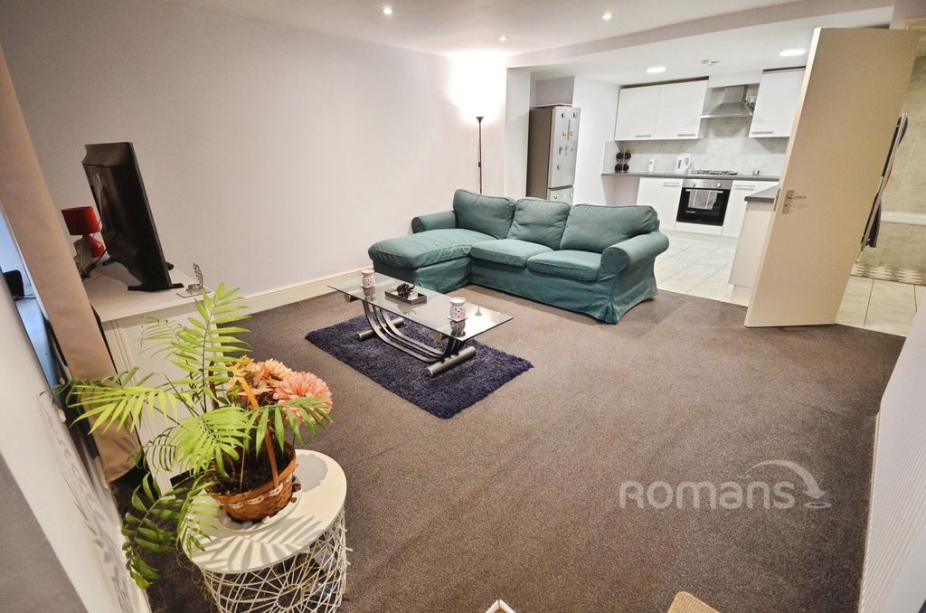 Property photo 1 of 11 Pbox-Img.Jpg