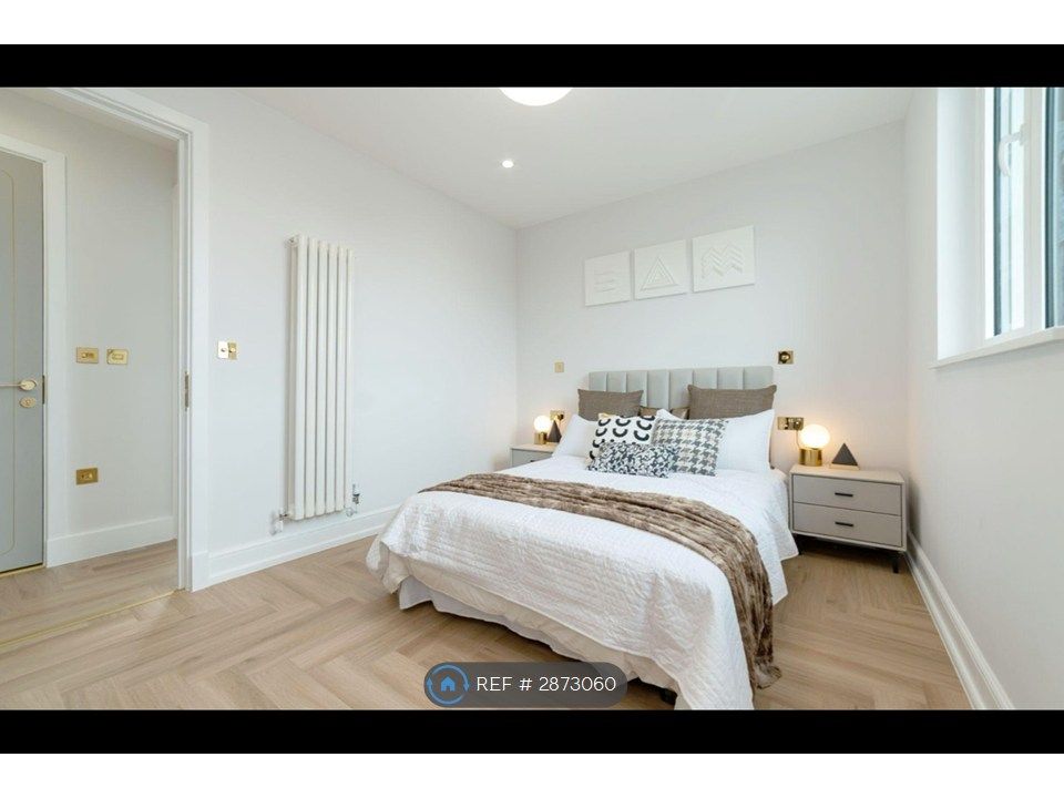 Property photo 2 of 26