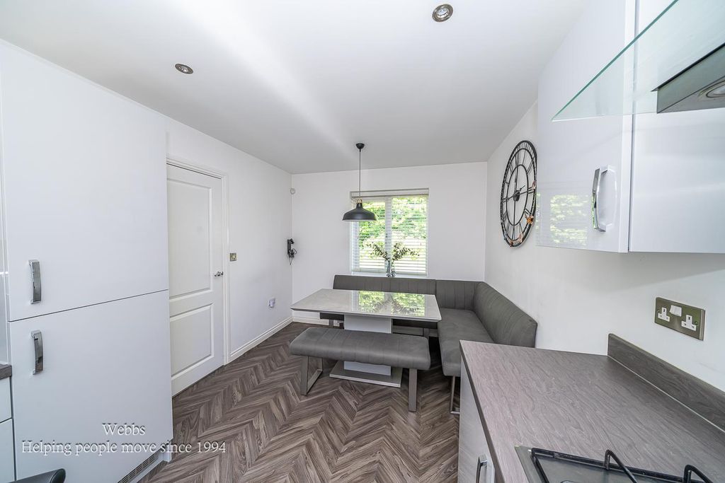 Property photo 3 of 34 Webbs-11.Jpg