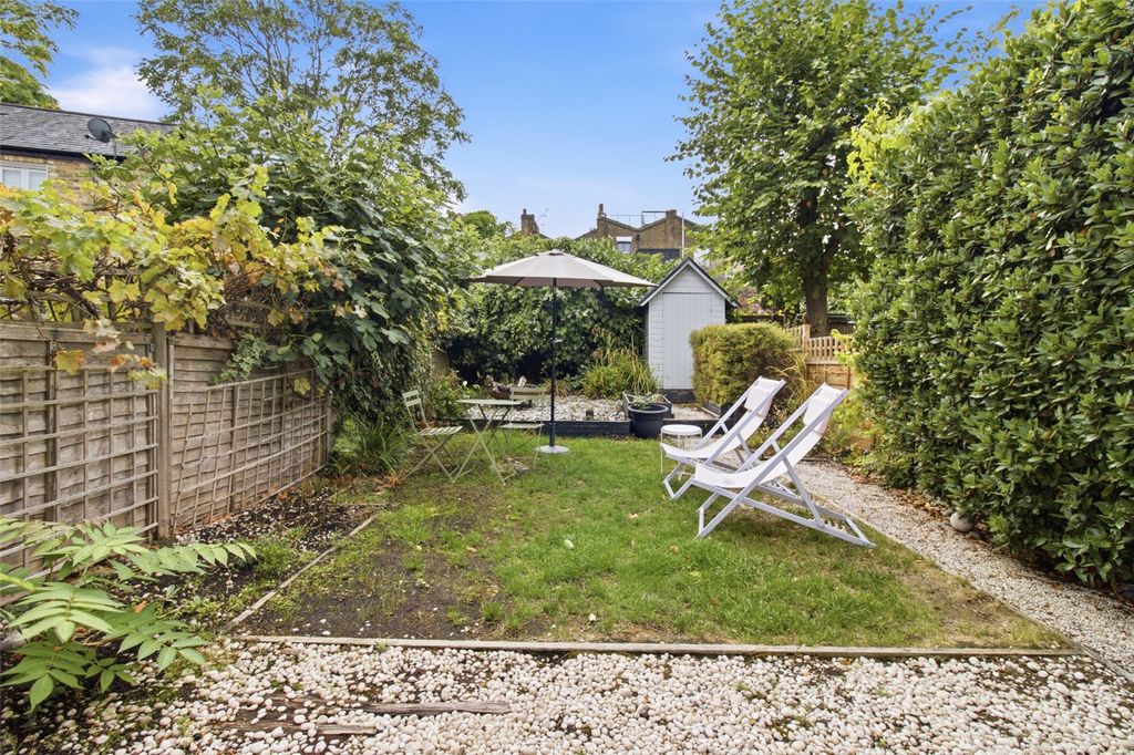 Property photo 3 of 30 Picture No. 13