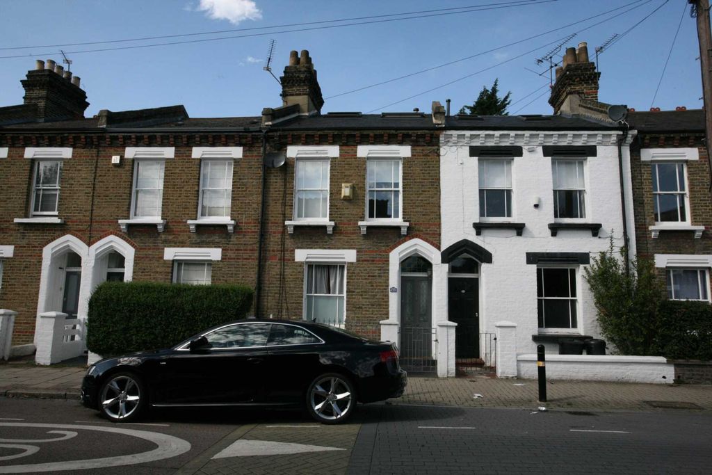 Property photo 1 of 7