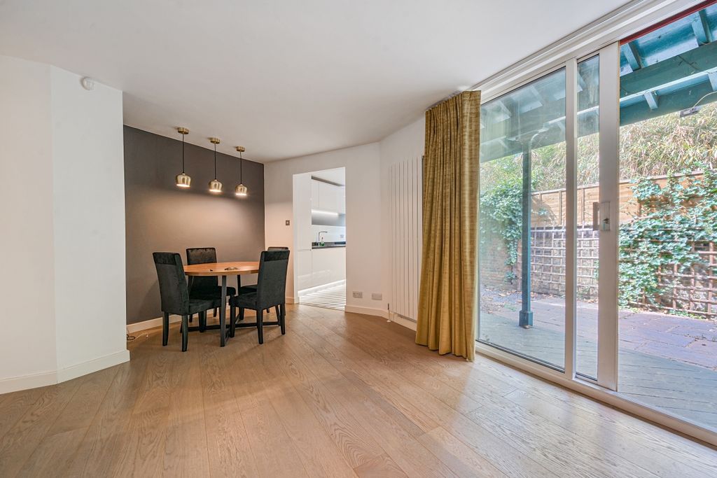 Property photo 1 of 14 4-6A831274A8B8A-1...