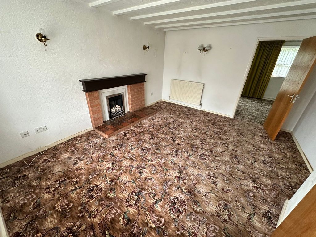 Property photo 3 of 21 Gallery