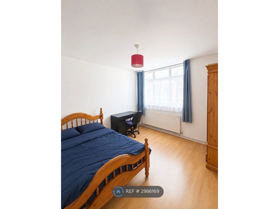 Property photo 2 of 11