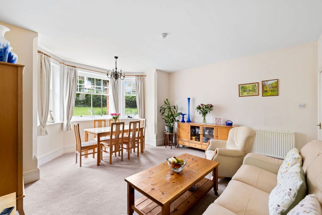 Property photo 2 of 13