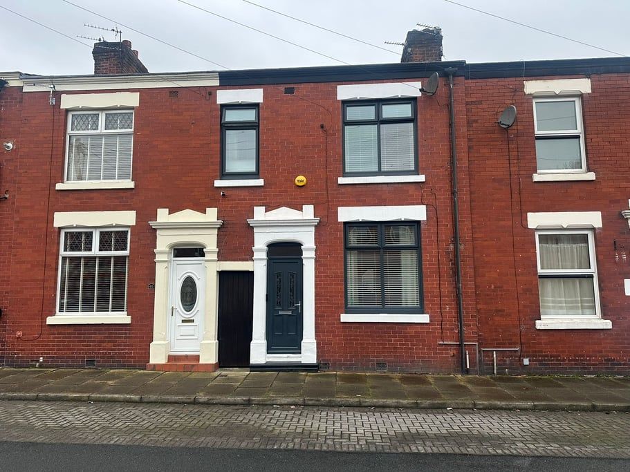 Property photo 1 of 21