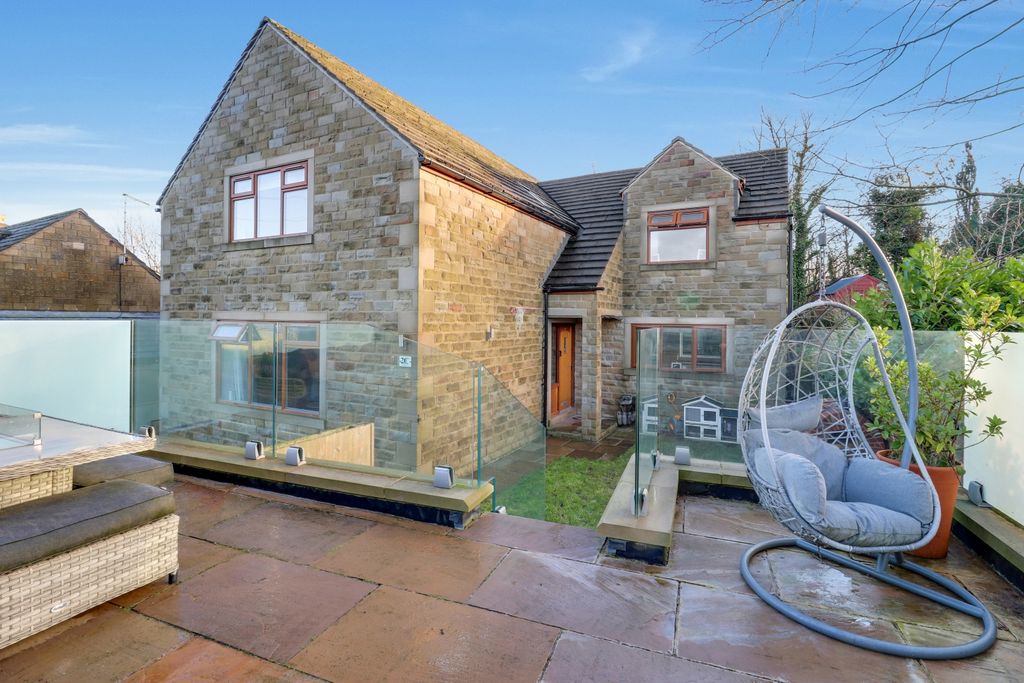 Property photo 1 of 24 Img_1021-Img_1023