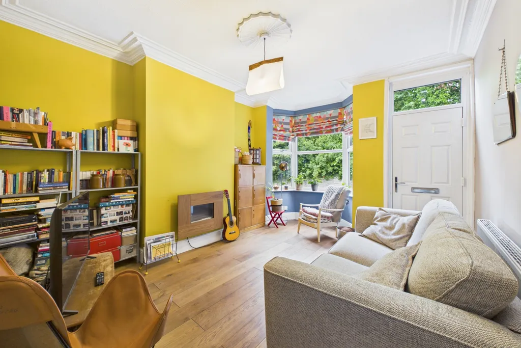 House in Sheffield, Meersbrook Bank, Nether Edge - View 6