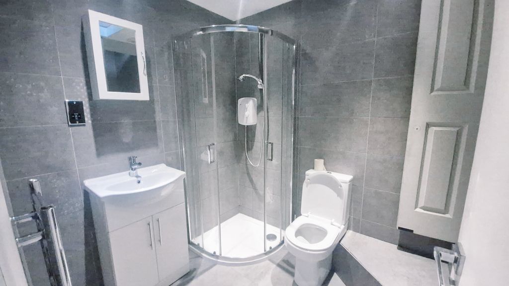 Property photo 3 of 3 Photo 3