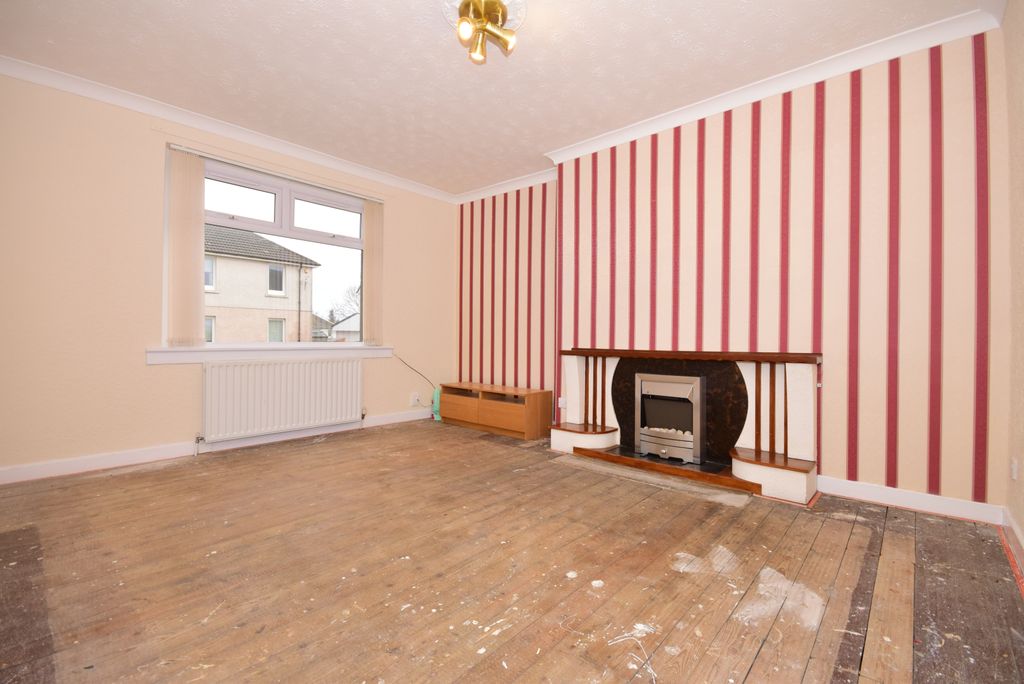 Property photo 2 of 10 Lounge