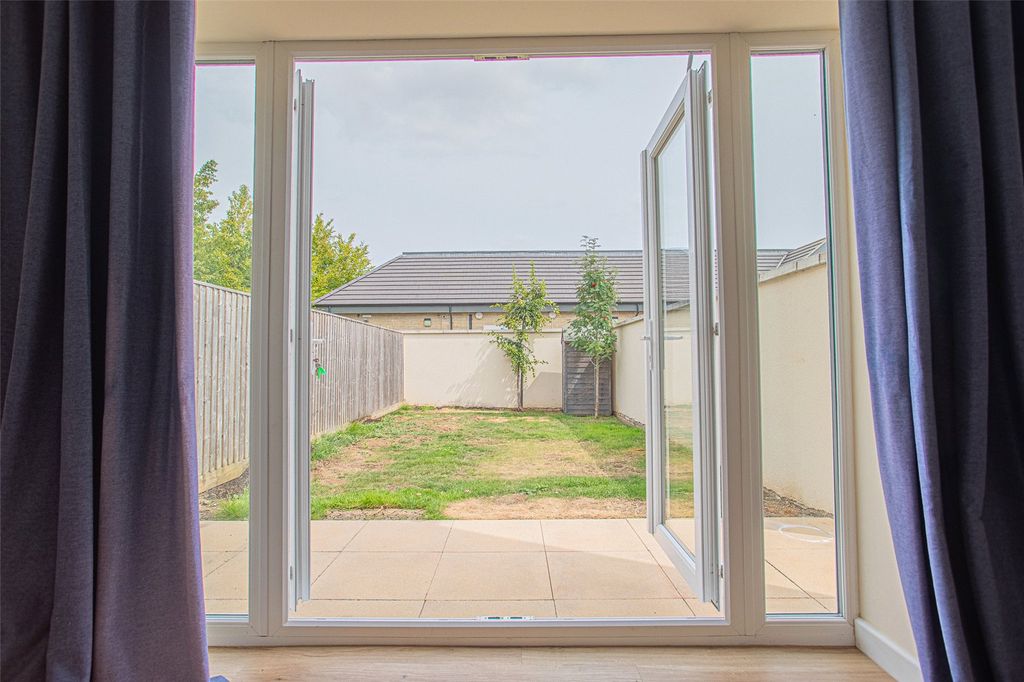 Property photo 3 of 10 Picture No. 19