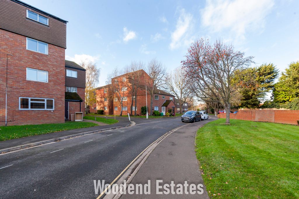 Property photo 3 of 15