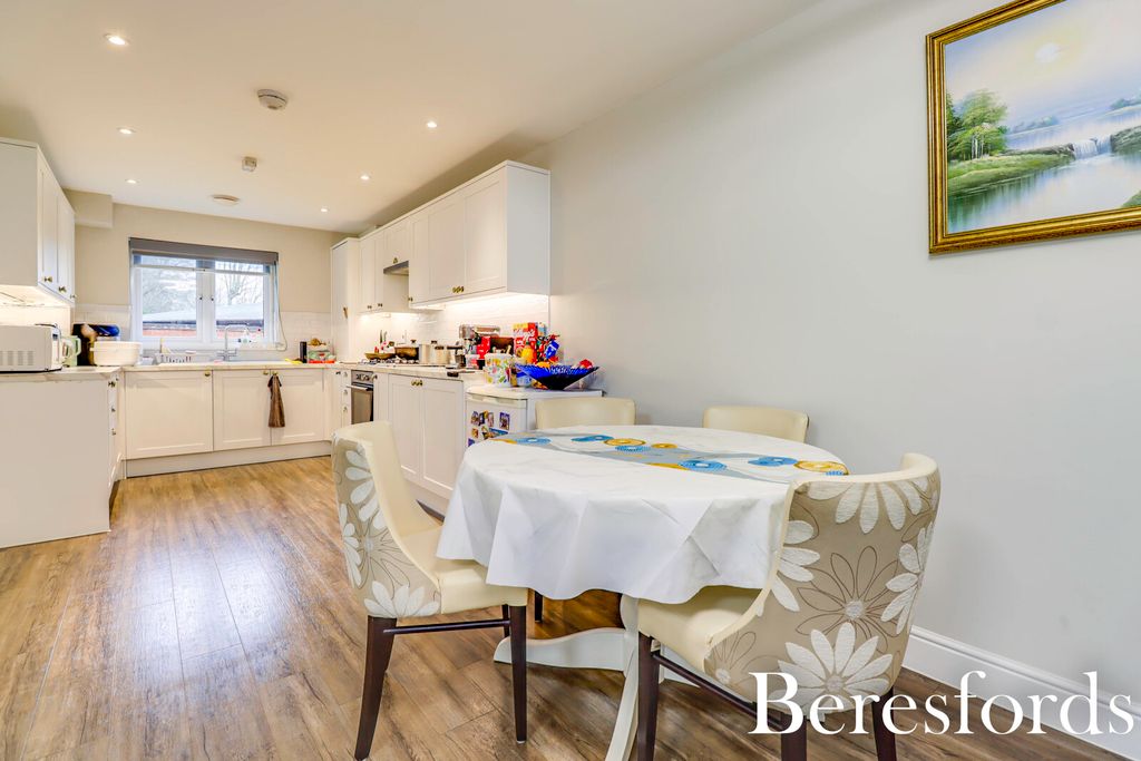 Property photo 3 of 22 Picture No. 20