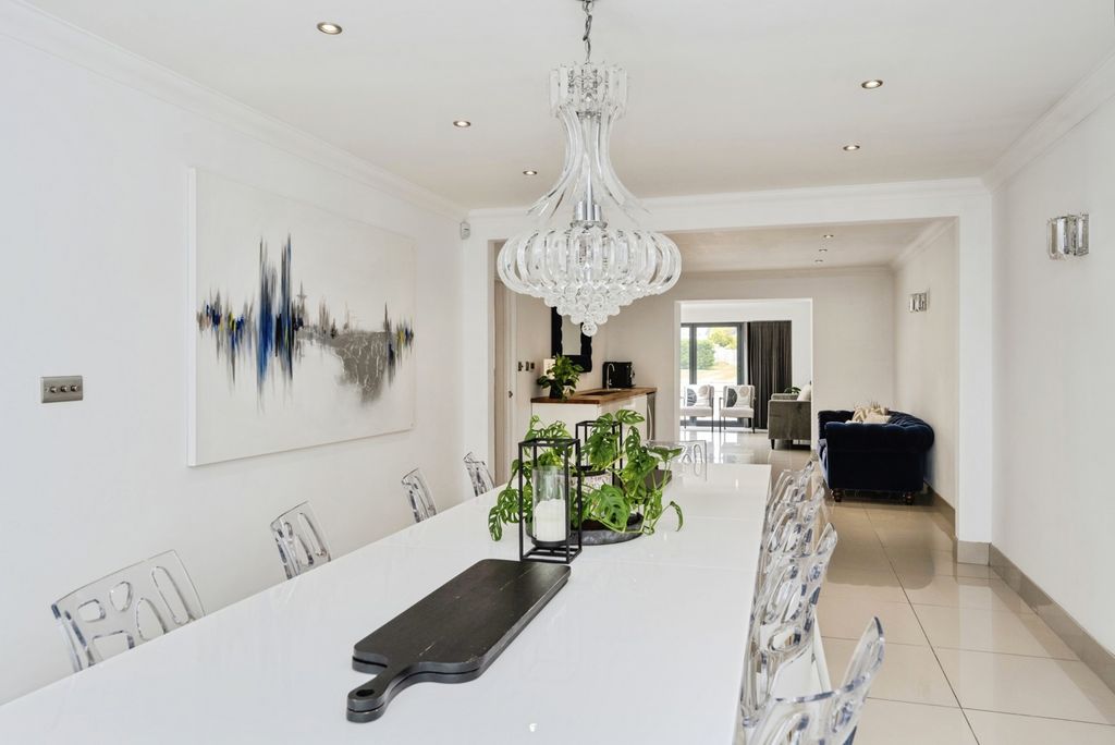 Additional image 9 of 5 bed detached house for saleHendre Road, Llangennech, Llanelli, Carmarthenshire SA14