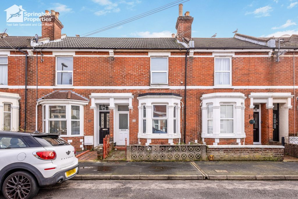 Property photo 1 of 14 Front View