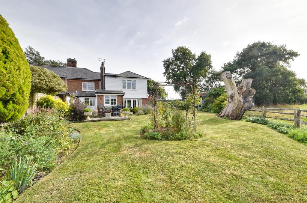 Property photo 3 of 31
