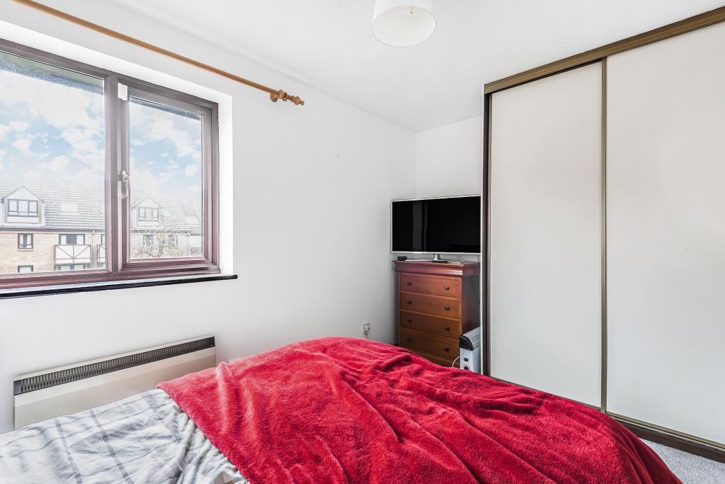 Property photo 2 of 10 Bedroom