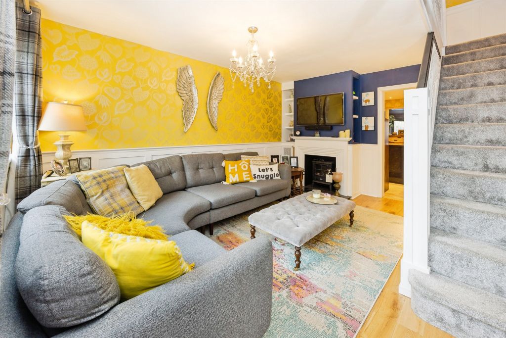 Property photo 2 of 14