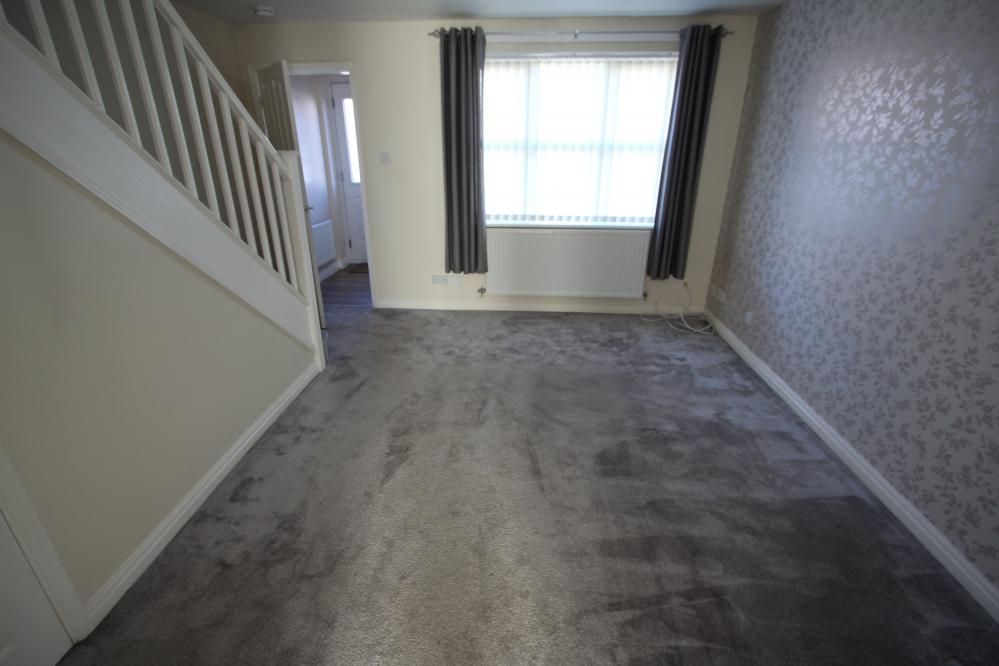 Property photo 3 of 10 Lounge