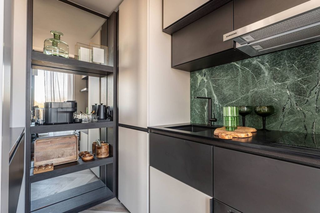 Property photo 1 of 38