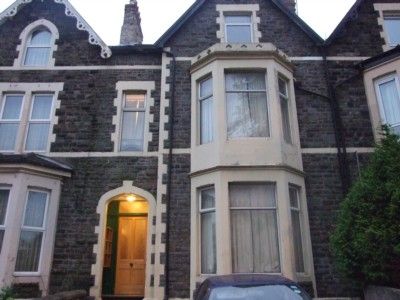 Property photo 2 of 11
