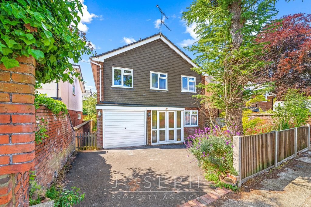 Property photo 1 of 22