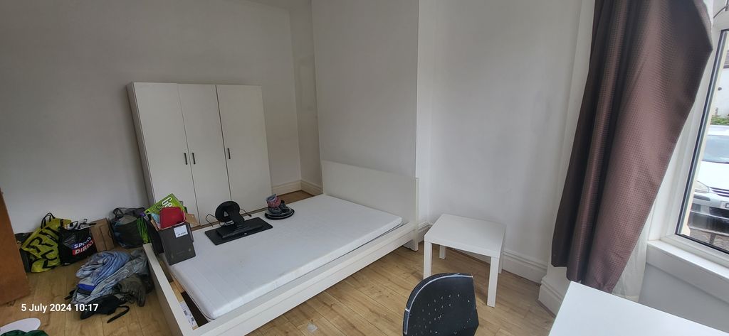 Property photo 3 of 22