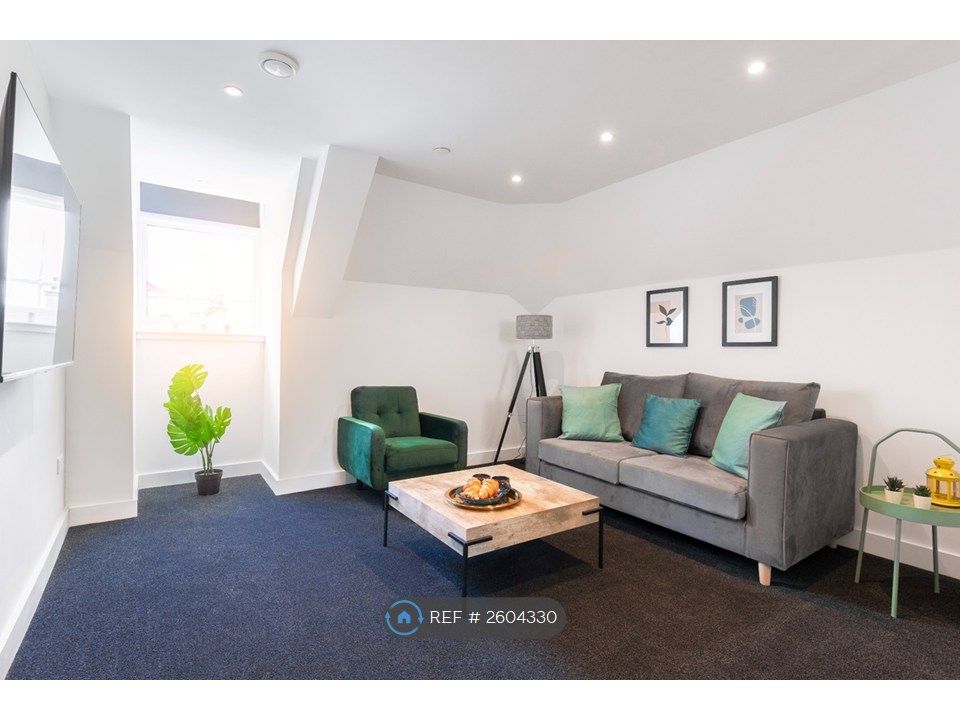 Property photo 1 of 9 Living Area