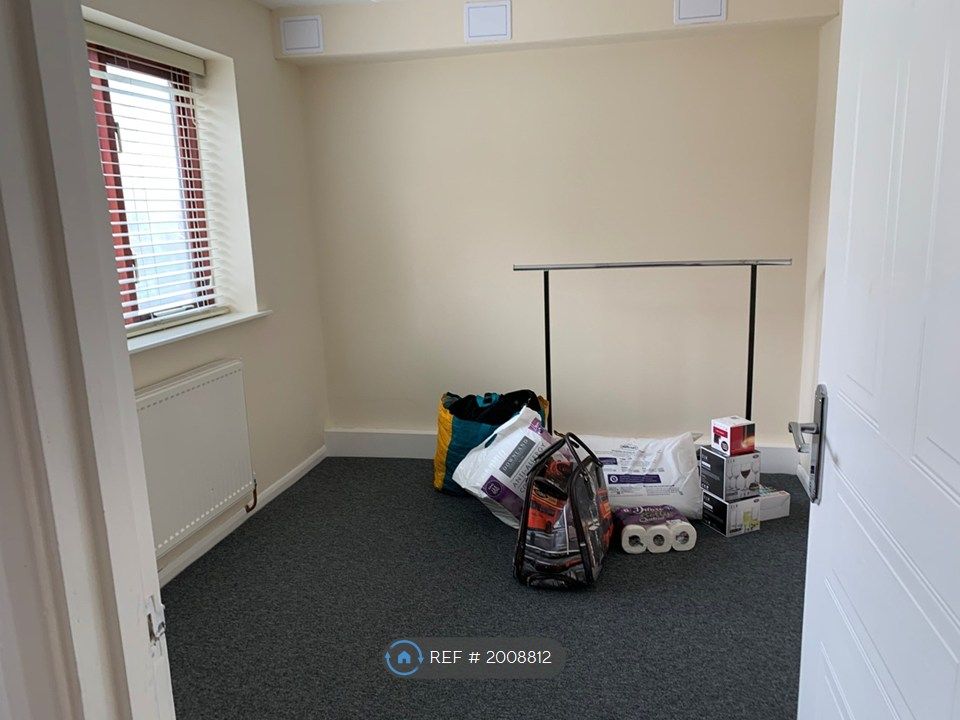 Property photo 3 of 4