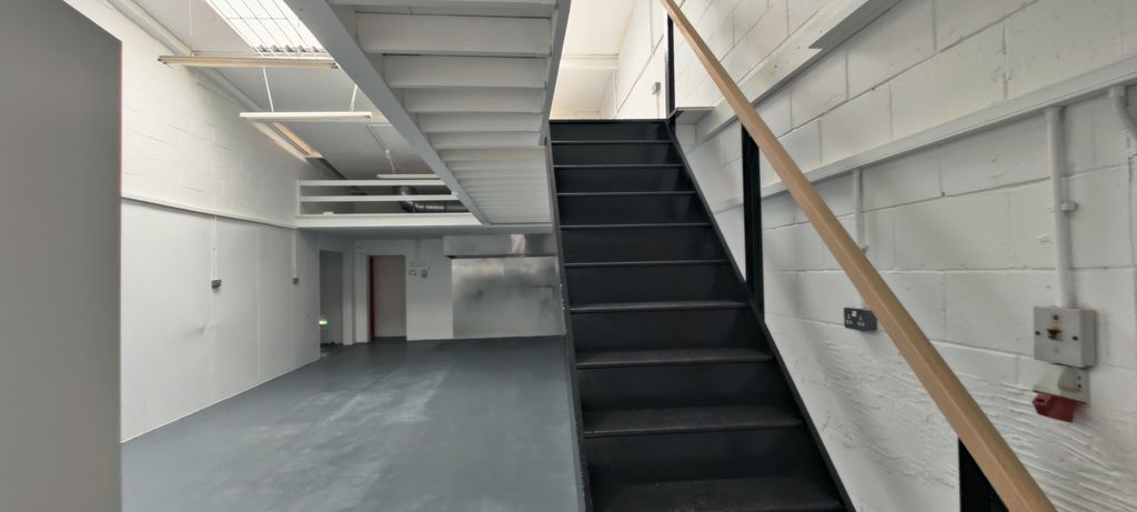 Property photo 1 of 4