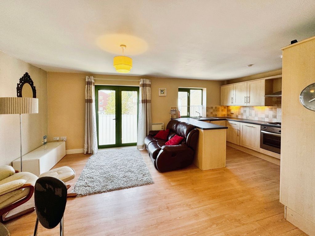 Property photo 2 of 8