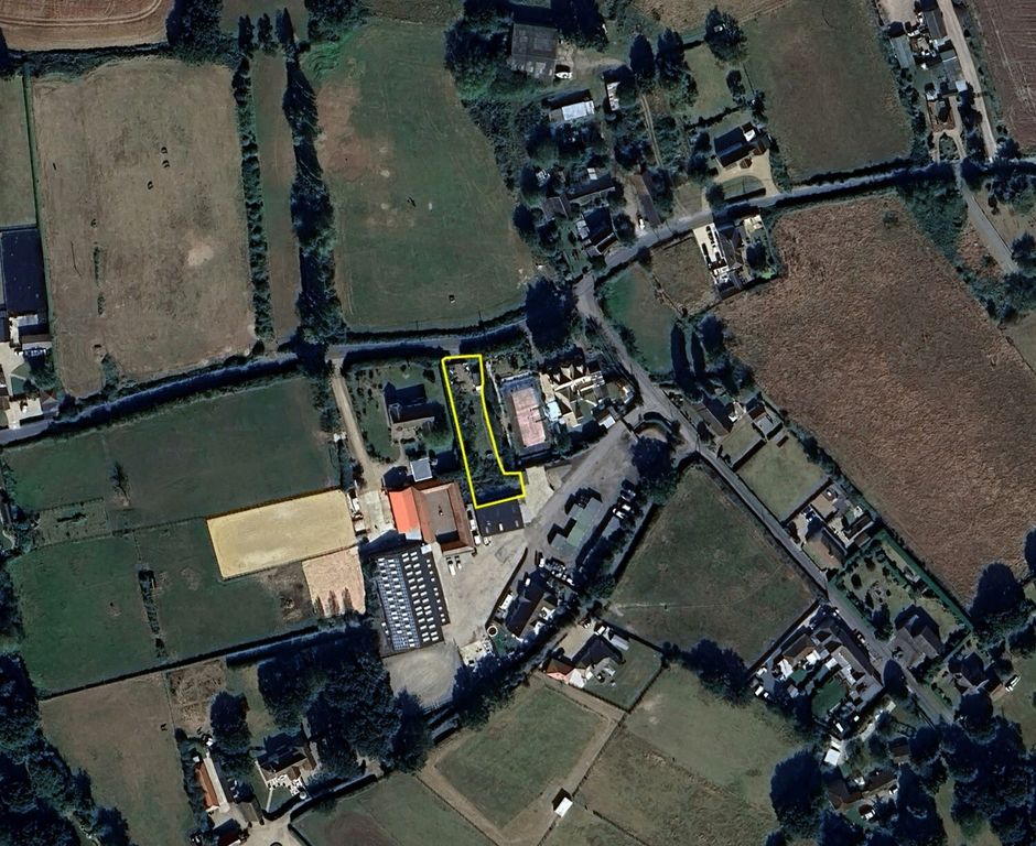 Property photo 1 of 9 Picture No. 11