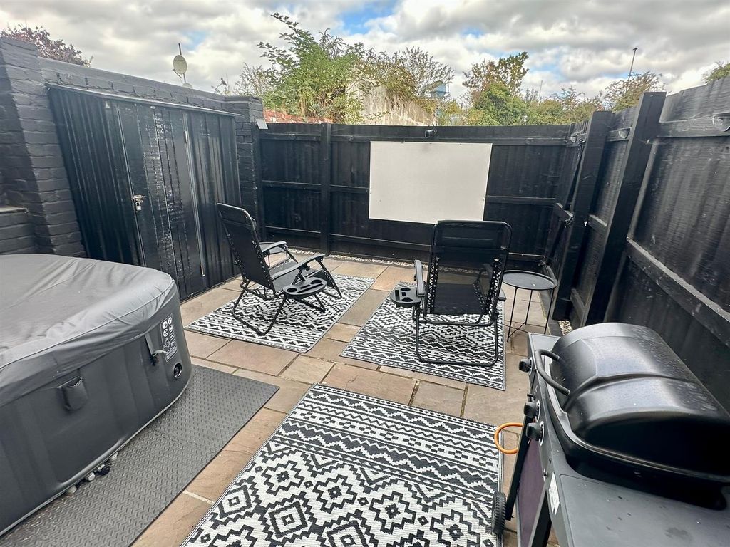 Property photo 3 of 15 Whatsapp Image 2025-10-01 At 10.04.34_Cb45A9E4.Jpg