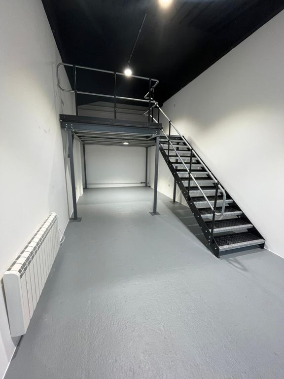 Property photo 2 of 3