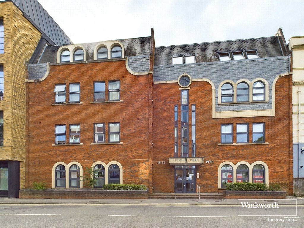 Property photo 2 of 8 Picture No. 17